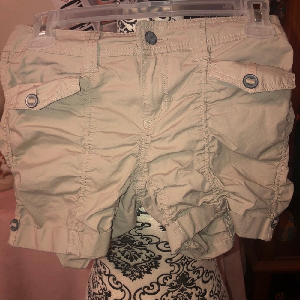 No Boundaries shorts